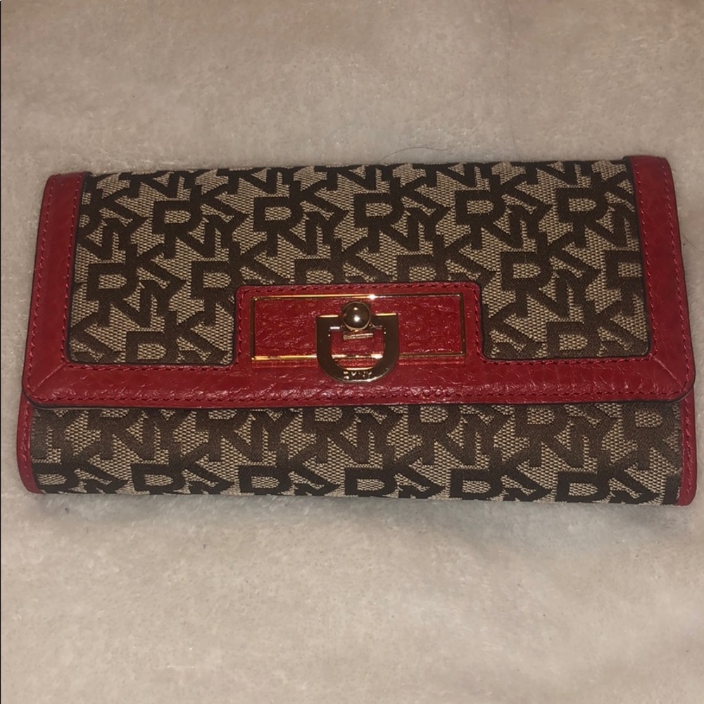 DKNY Wallet